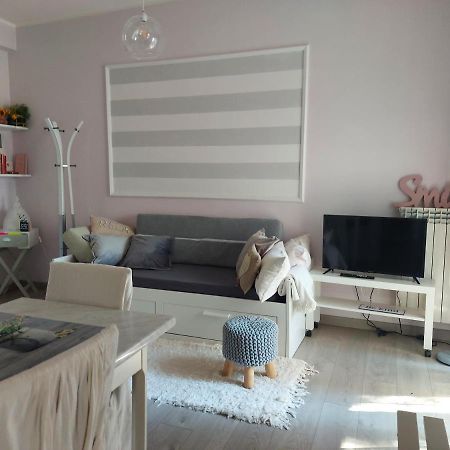 La Pineta - Delightful Small Apartment Near The City Center L'Aquila Ngoại thất bức ảnh