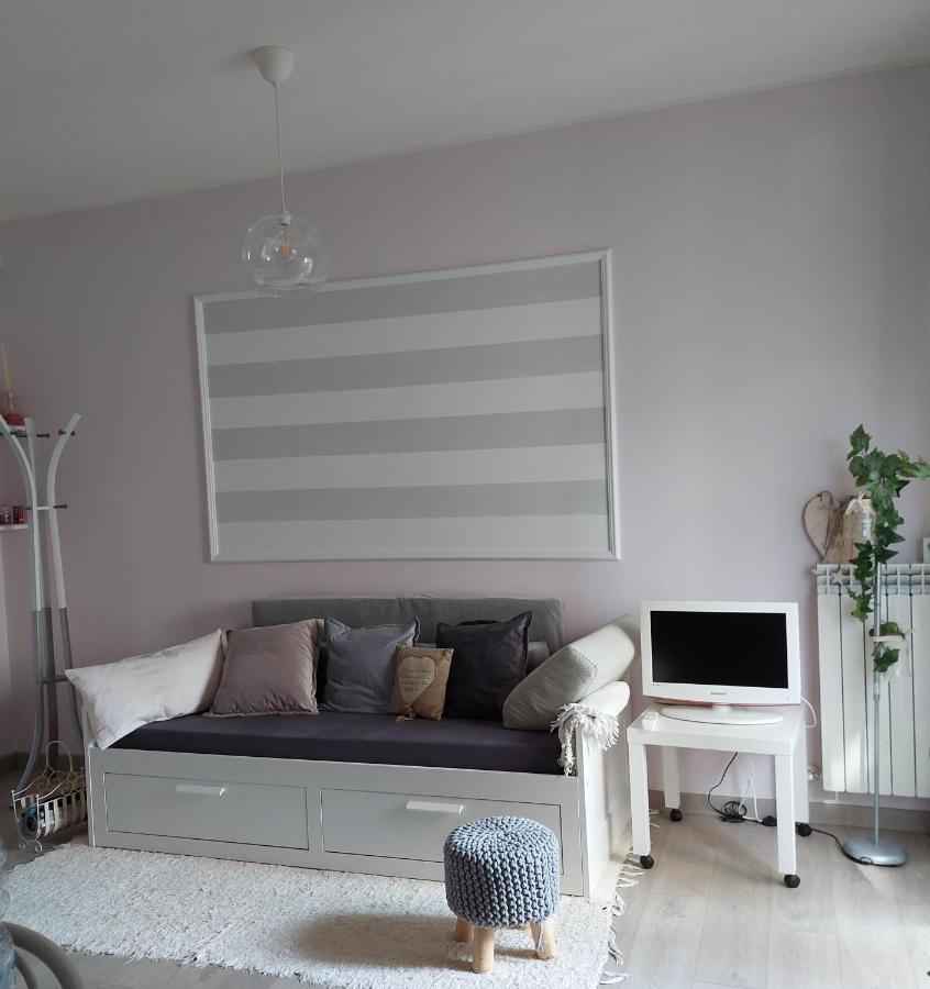 La Pineta - Delightful Small Apartment Near The City Center L'Aquila Ngoại thất bức ảnh