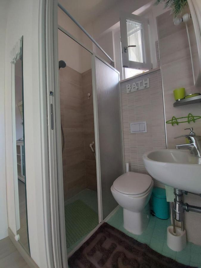 La Pineta - Delightful Small Apartment Near The City Center L'Aquila Ngoại thất bức ảnh